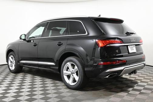 2025 Audi Q7 55 Premium