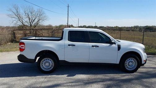 2024 Ford Maverick XL