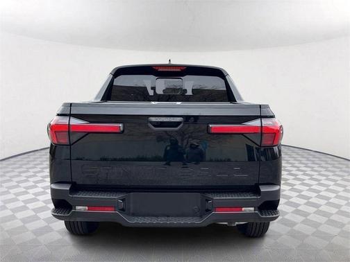 2025 Hyundai SANTA CRUZ SEL Activity