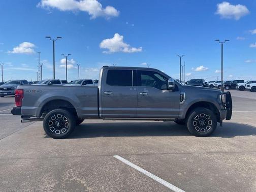 2022 Ford F-250 Platinum