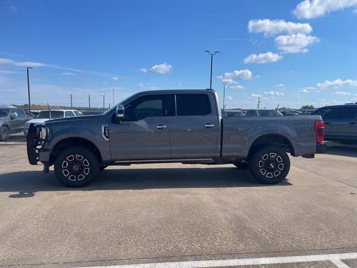 2022 Ford F-250 Platinum