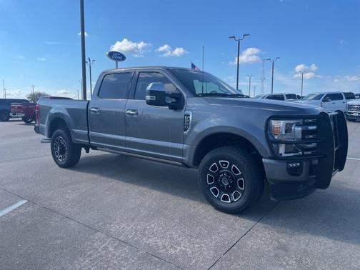 2022 Ford F-250 Platinum