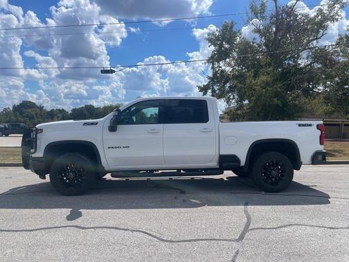 2025 Chevrolet Silverado 2500 LTZ