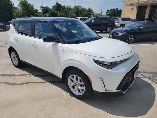 2024 Kia Soul S