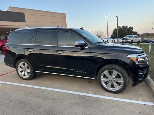 2022 Ford Expedition Platinum