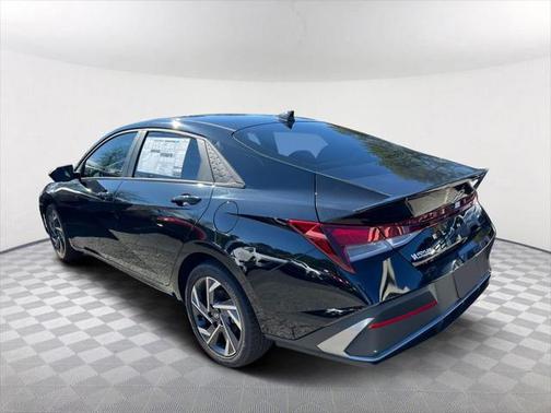2025 Hyundai ELANTRA Sport