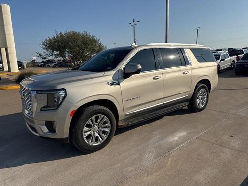 2023 GMC Yukon XL Denali