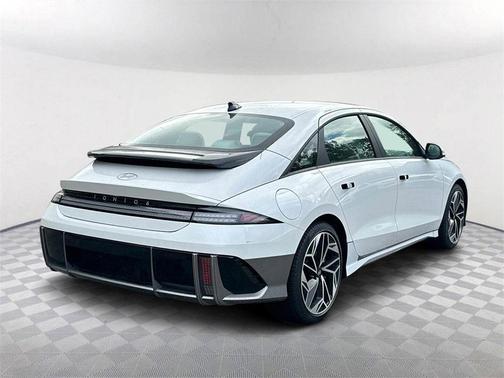 2025 Hyundai IONIQ 6 SEL