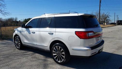 2019 Lincoln Navigator Select