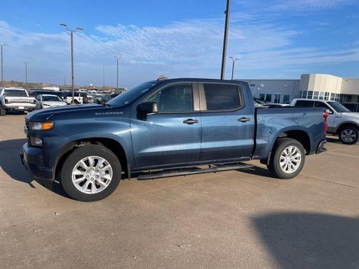 2021 Chevrolet Silverado 1500 Custom