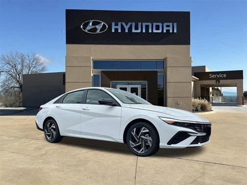 2025 Hyundai ELANTRA HEV SEL Sport
