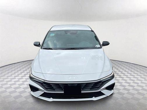 2025 Hyundai ELANTRA HEV SEL Sport