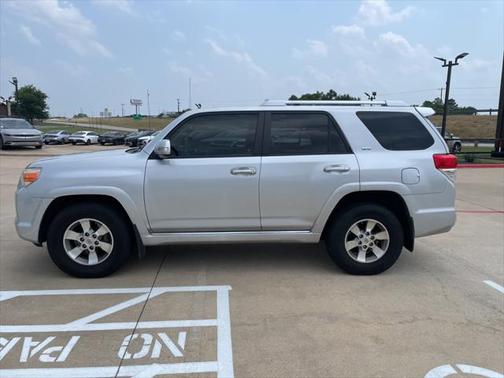 2013 Toyota 4Runner SR5