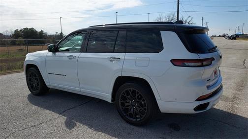 2023 Jeep Grand Cherokee L Summit