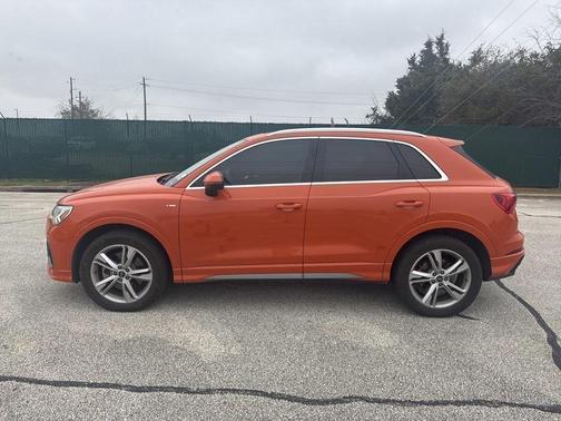 2022 Audi Q3 45 S line Premium Plus