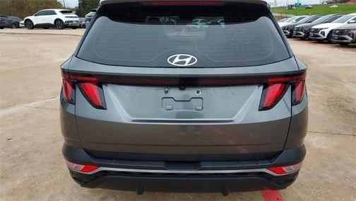 2022 Hyundai TUCSON SE