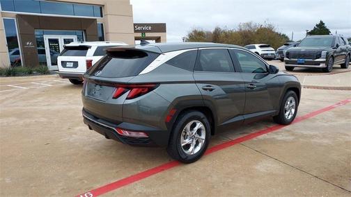 2022 Hyundai TUCSON SE