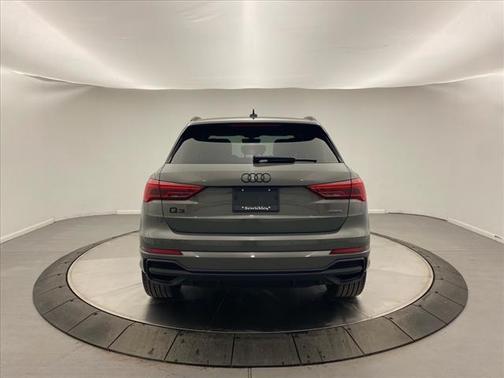2025 Audi Q3 45 S line Premium