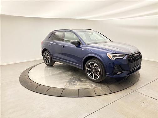 2025 Audi Q3 45 S line Premium