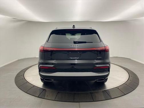 2025 Audi Q5 2.0T quattro Premium