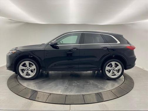 2025 Audi Q5 2.0T quattro Premium