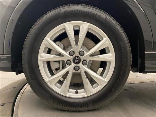 2025 Audi Q3 45 S line Premium
