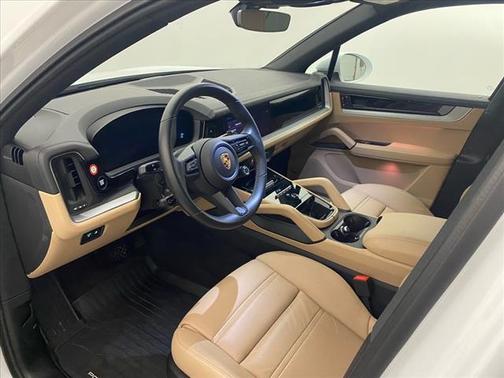 2024 Porsche Cayenne Base