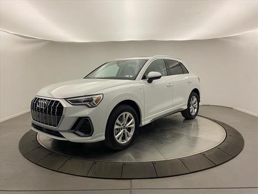 2025 Audi Q3 45 S line Premium