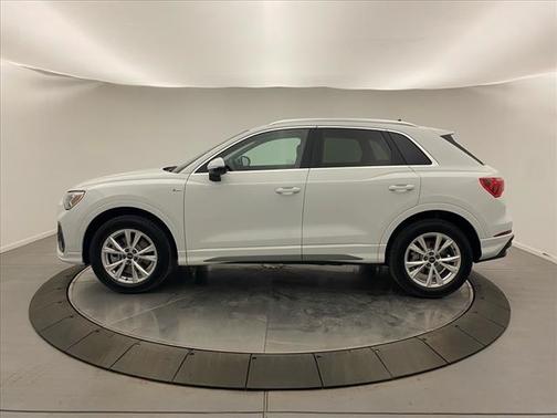 2025 Audi Q3 45 S line Premium