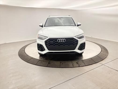 2025 Audi Q5 45 S line quattro Premium