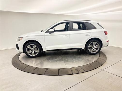2025 Audi Q5 45 S line quattro Premium