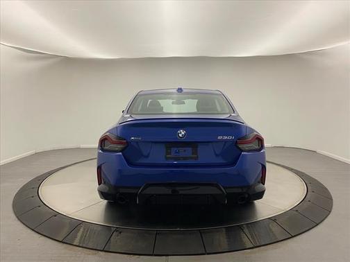 2024 BMW 230 i xDrive