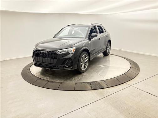 2025 Audi Q3 45 S line Premium