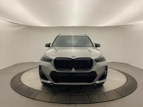 2025 BMW X1 M35i