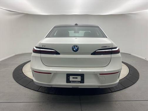 2024 BMW i7 eDrive50