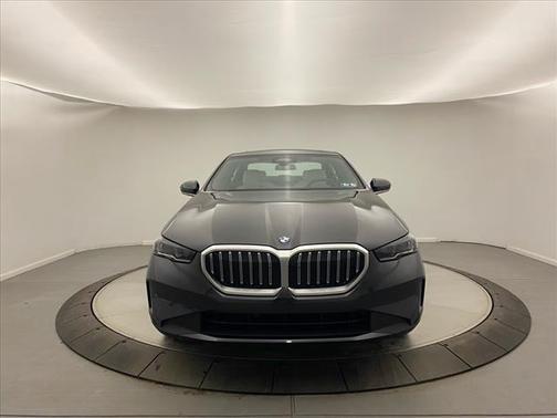 2024 BMW 530 i xDrive