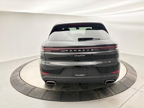 2024 Porsche Cayenne Base