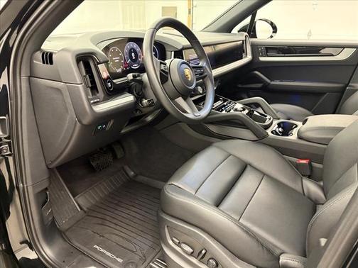 2024 Porsche Cayenne Base