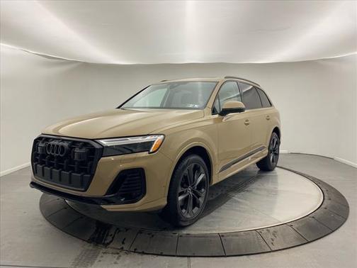 2025 Audi Q7 55 Premium