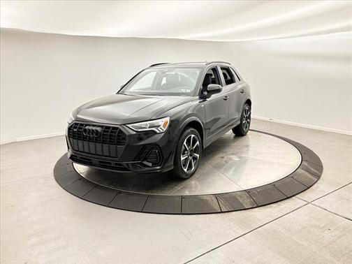 2025 Audi Q3 45 S line Premium