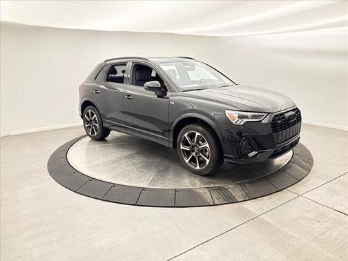 2025 Audi Q3 45 S line Premium