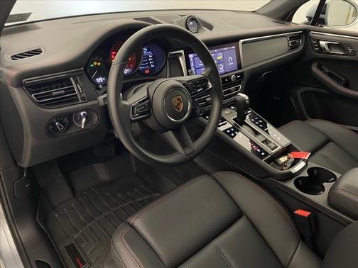 2022 Porsche Macan GTS