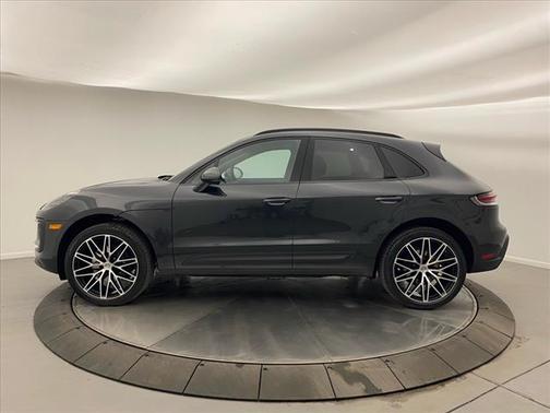 2024 Porsche Macan