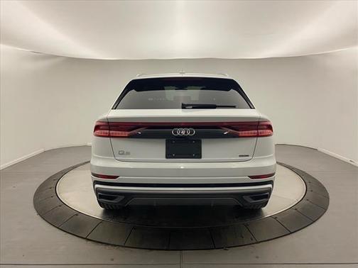 2023 Audi Q8 55 Premium Plus