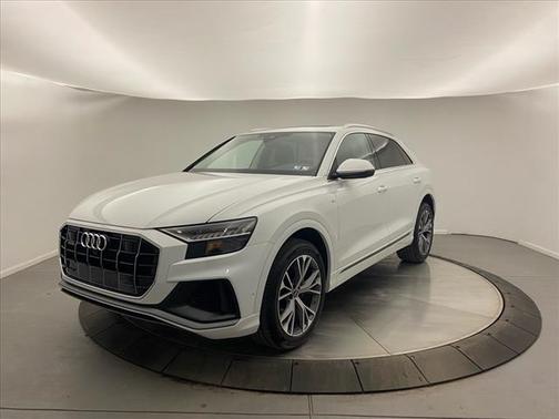 2023 Audi Q8 55 Premium Plus