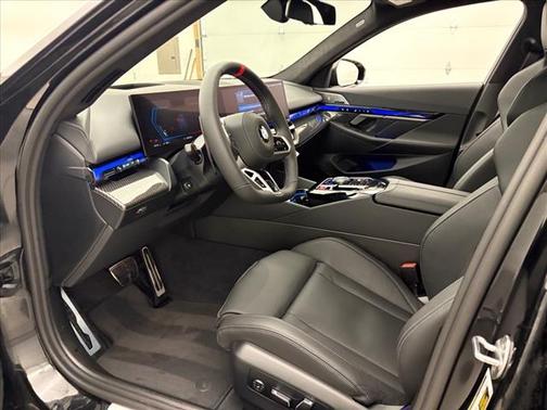 2025 BMW M5 Base