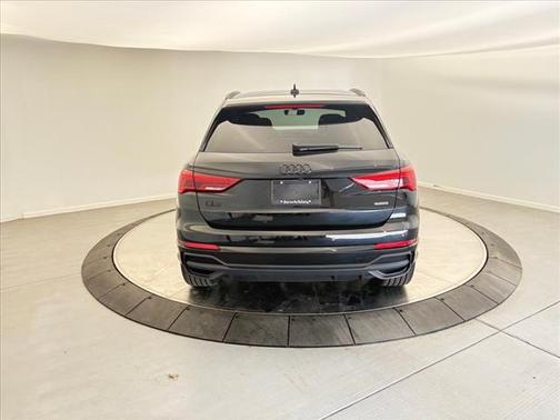 2025 Audi Q3 45 S line Premium