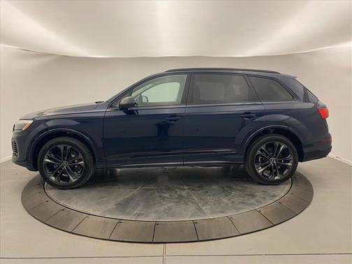 2025 Audi Q7 55 Premium