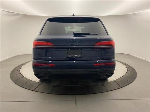 2025 Audi Q7 55 Premium