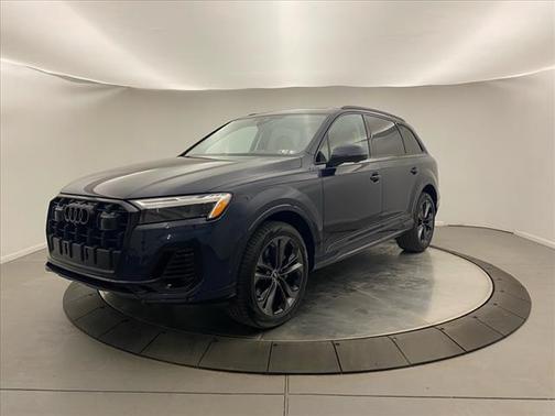 2025 Audi Q7 55 Premium